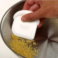 Rasqueta de Plastico NORPRO 246D 2