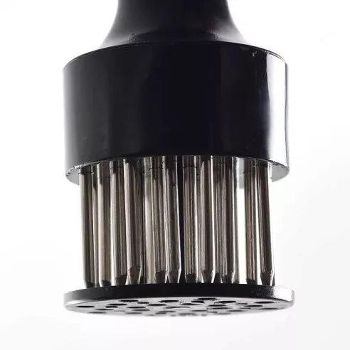 Ablandador para Carne GRIP-EZ con 24 Puas de Acero, Color Negro NORPRO 7034