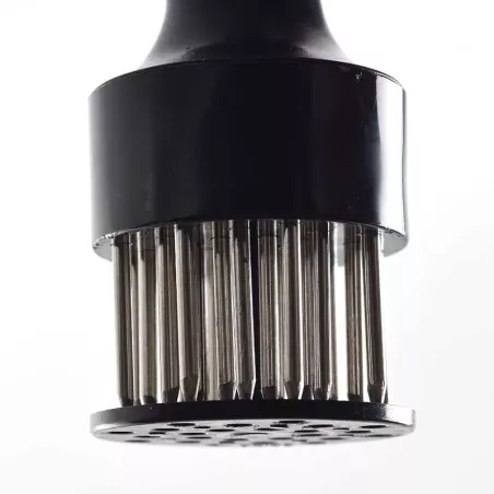 Ablandador para Carne GRIP-EZ con 24 Puas de Acero, Color Negro NORPRO 7034