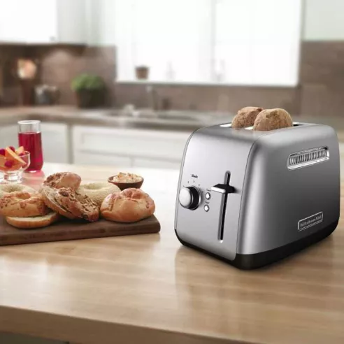 Tostador de Pan 2 Rebanadas, Color Silver KITCHEN AID KMT2115CU