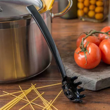 Cuchara para Pasta de 9.5 Pulgadas, Color Negra  CARLISLE 435503