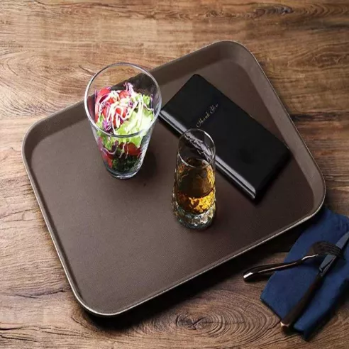 Azafate Antideslizante Rectangular de Polipropileno de 16 x 22 Pulgadas, Color Cafe  MASTER CHEF JW-R1622PBR