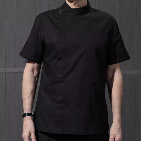 Gabacha Negra con Broches, Manga Corta Talla 3XL CHECKEDOUT CU119D0100Y-3XL