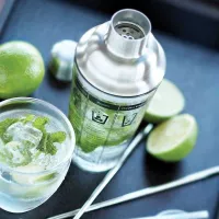 Coctelera de Vidrio Graduada de 12 Onzas OUTSET B327 2