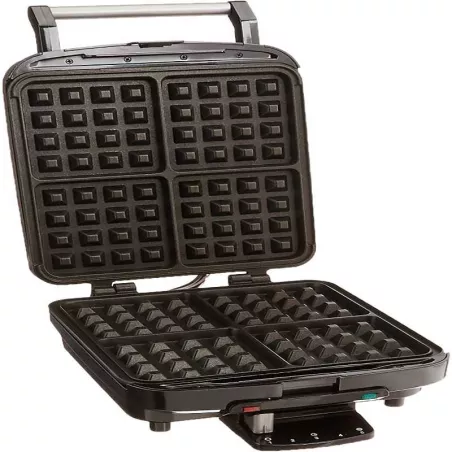Wafflera Belga de 4 Rebanadas de Color Plateado CUISINART WAF-150P1