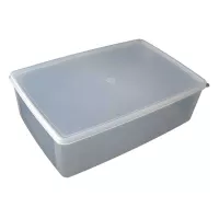 Contenedor con Tapa de Polipropileno de 40 x 27 x 13 Centimetros de  8.3 Litros MASTER CHEF 8704PP