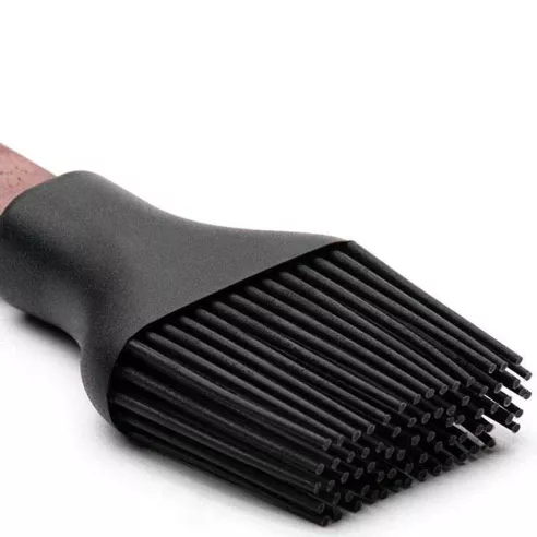 Brocha de Silicon con Mango de Madera de 16 Pulgadas OUTSET QB48