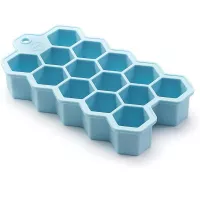 Bandeja para Hielo, Forma de Cubo Hexagonal Mediano de 14 Cavidades OUTSET B262