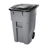 Basurero Rollout  con 2 Ruedas de 50 Galones de Color Gris RUBBERMAID FG9W2700GRAY