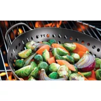 Canasta de BBQ Antiadherente con Agarraderas de 11 Pulgadas de Color Negro OUTSET QD70 2