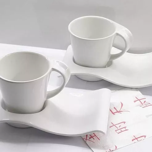 Plato Onda con Taza de 300 Mililitros Blanco ARNI S2248