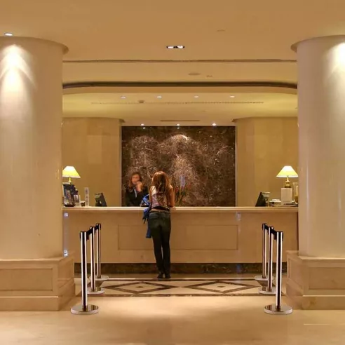 Barrera de Acero Inoxidable de 36 Pulgadas con Correa MASTER CHEF CCS-36SS