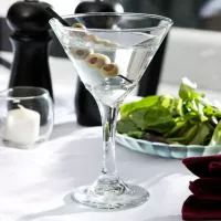 Copa Martini Embassy de 9-1/4 Onzas LIBBEY 3779 2