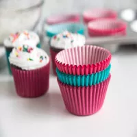 Capsulas Standard para Cupcakes de Colores Multicolor, Paquete de 75 Unidades FOX RUN BRANDS 6908