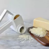 Rallador Plastico Tipo Rotatorio para Queso, Color Blanco  TABLECRAFT 174 2