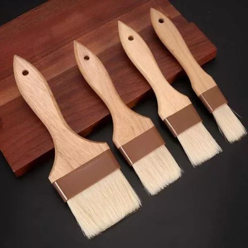 Brocha con Cerda Natural con Puno de Madera de 4 Pulgadas MASTER CHEF 0761045