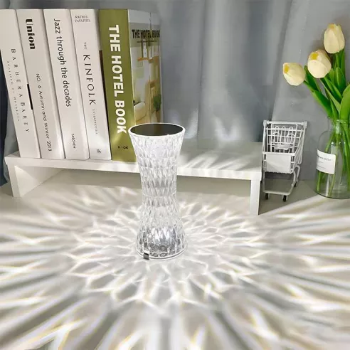 Lampara Tactil para Mesa con Brillo de 3 Niveles de 600 mAh de 20 x 12 Centimetros MASTER CHEF LCDT-CD02