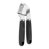 Majador para Ajos de Acero Inoxidable de Coleccion Primary con Mango Negro CUISINART CTG-16-GP