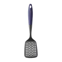 Espatula Volteadora Perforada de Coleccion Trentino CUISINART CTG-22-LTB