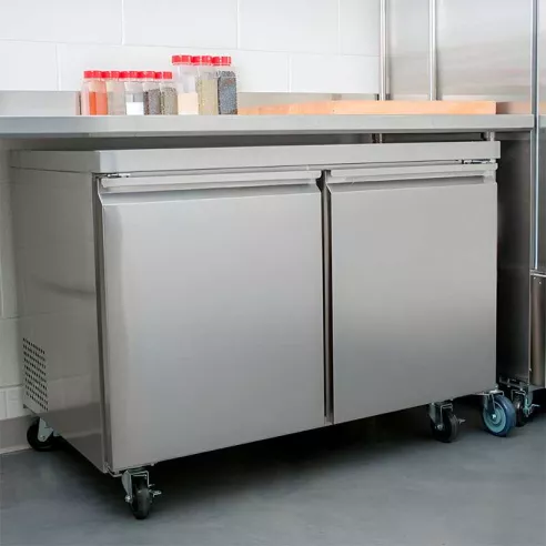 Mesa Undercounter Refrigerada 2 Puertas de Acero Inoxidable 48 Pulgadas U-STAR UUC-48R-E-HC