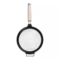 Colador de Malla de Acero Inoxidable con Puno Color Crema de 7 Pulgadas KITCHEN AID KAG161OHACE