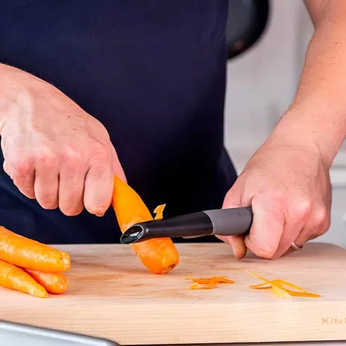 Pelador Europeo con Puno Gris KITCHEN AID KAS112OHCGG