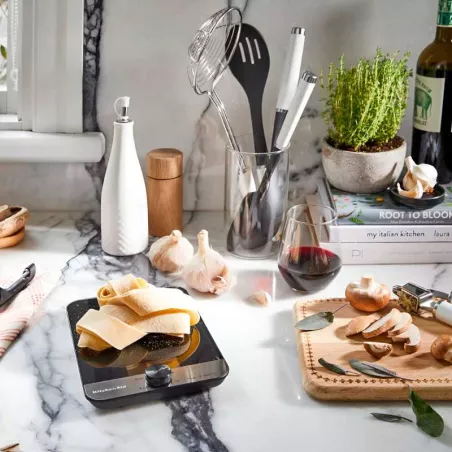 Balanza Digital para Cocina de Vidrio para 11 Libras Negro KITCHEN AID KQ908G