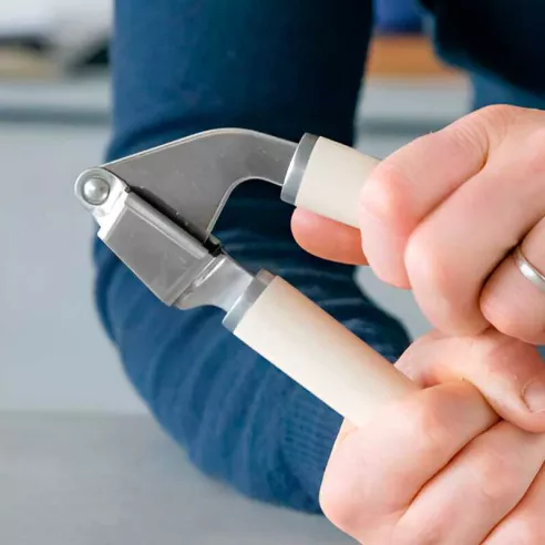 Majador para Ajo con Puno Crema KITCHEN AID KAG132OHACE