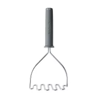 Majador para Papa de Acero Inoxidable con Puno Gris KITCHEN AID KAS008OHCGG