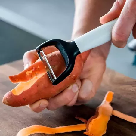 Pelador Y Clasico de Acero Inoxidable con Puno Blanco 18 Centimetros KITCHEN AID KCG145OHWHE