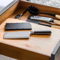 Hacha Japonesa Gourmet 6 Pulgadas con Funda KITCHEN AID KOG6IVSSOHOBA 2