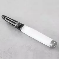 Pelador Europeo Clasico de Acero Inoxidable con Puno Blanco KITCHEN AID KCG112OHWHE 2