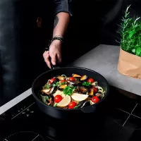 Sarten Redondo de Aluminio 28 Centimetros AMT GASTROGUSS 728-E 2