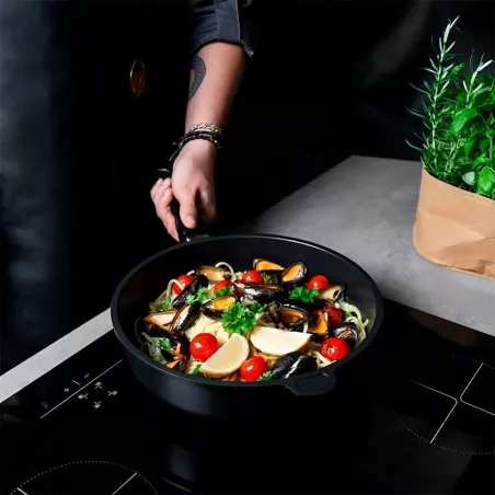 Sarten Redondo de Aluminio 28 Centimetros AMT GASTROGUSS 728-E