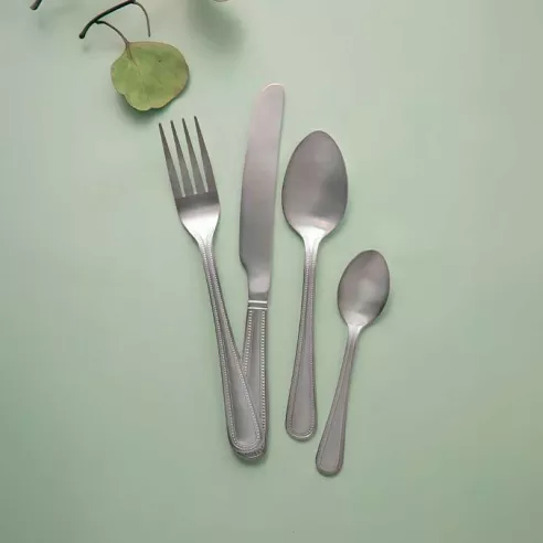 Cubiertos Portobello de Acero Inoxidable, Set de 16 Piezas MIKASA MKCUTPORT16PC