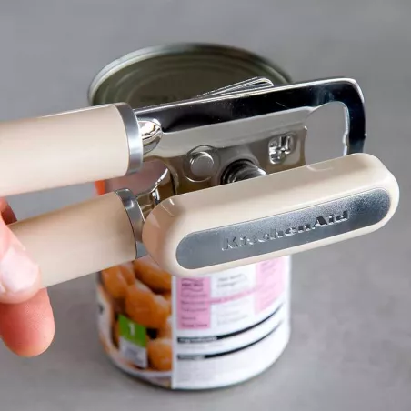 Abrelatas de Acero Inoxidable con Puno Crema KITCHEN AID KAG199OHACE