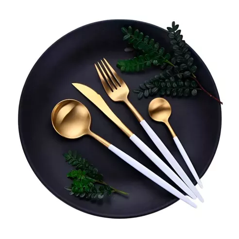 Juego de Cuberteria Blanco con Dorado de 24 Piezas TIPS BCS01-12