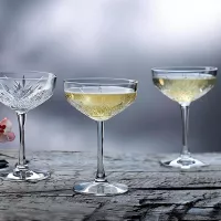 Copa de Champagne Timeless de 8-1/2 Onzas PASABAHCE 440236 2