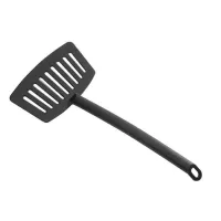 Espatula Ancha Ranurada de Nylon de 33 Centimetros de Color Negro TESCOMA 638014