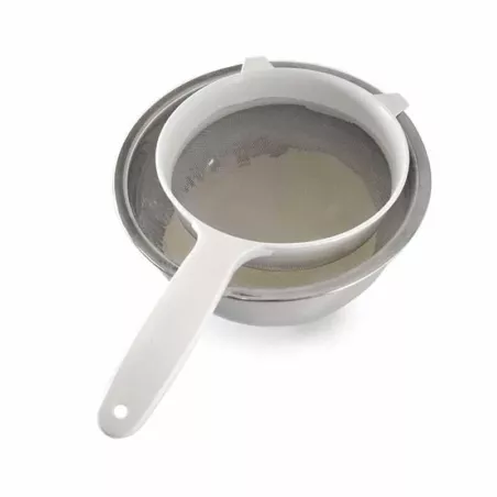 Colador Plastico con Malla de Acero Inoxidable de 8 Pulgadas de Diametro NORPRO 2138