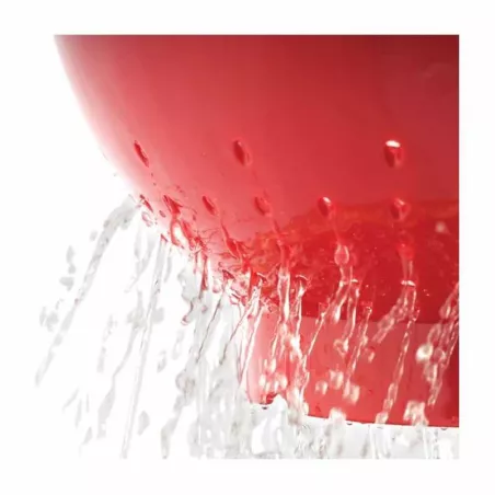 Colador plastico capacidad de 3.5 quartos o sea 3.3 litros NORPRO 2173